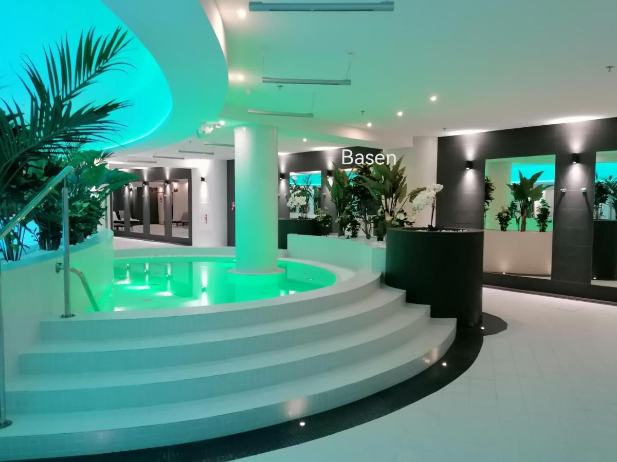 Szczecin Hanza Tower Apartment-Basen Kültér fotó